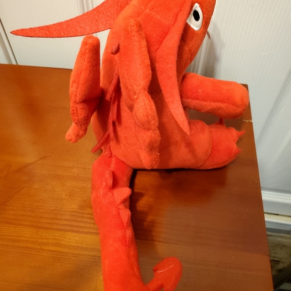 MSI Gaming Dragon Lucky Mascot Red Plush - Picture 5 of 7